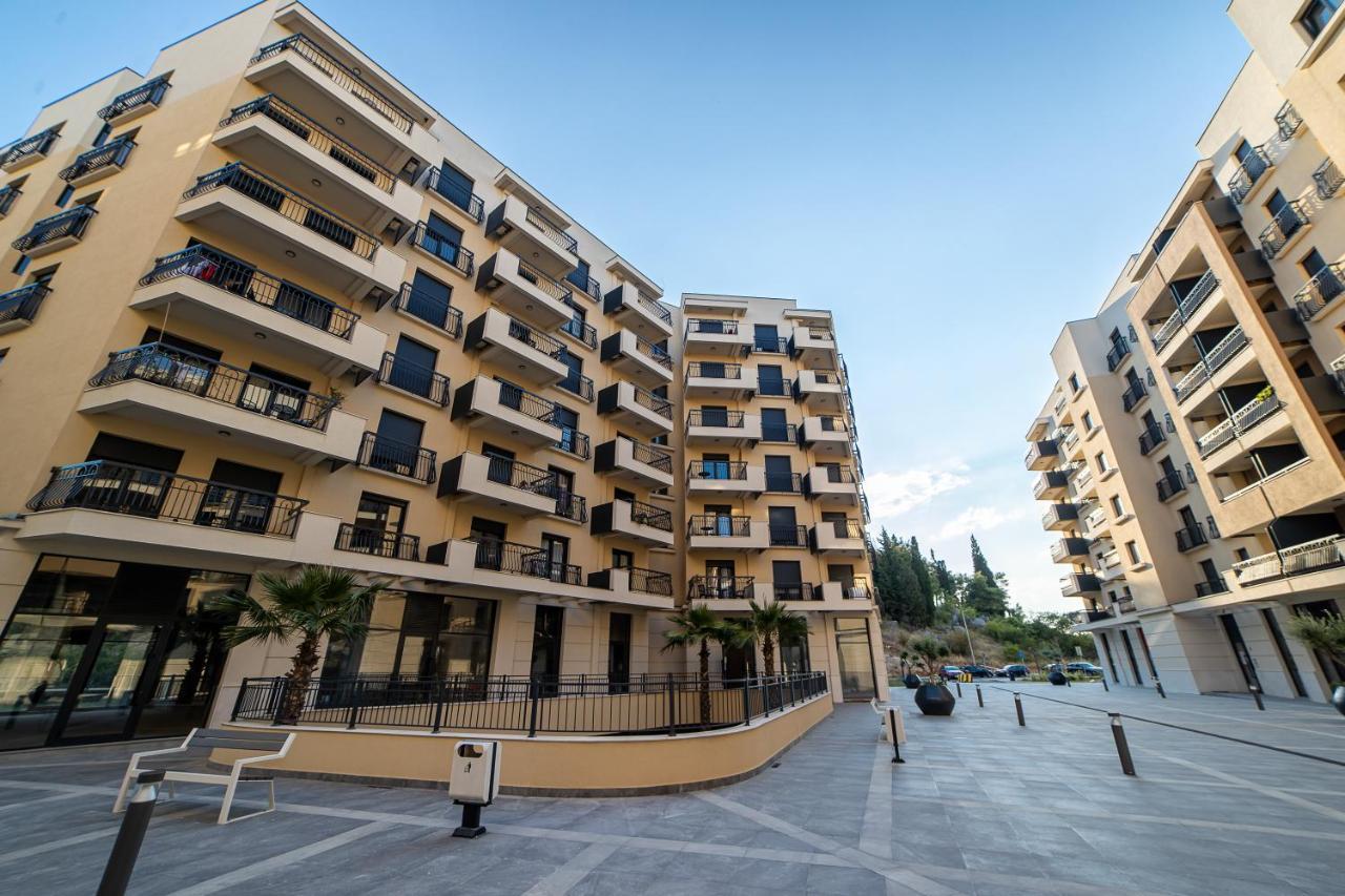 Apartments Tulip Podgoriţa Exterior foto